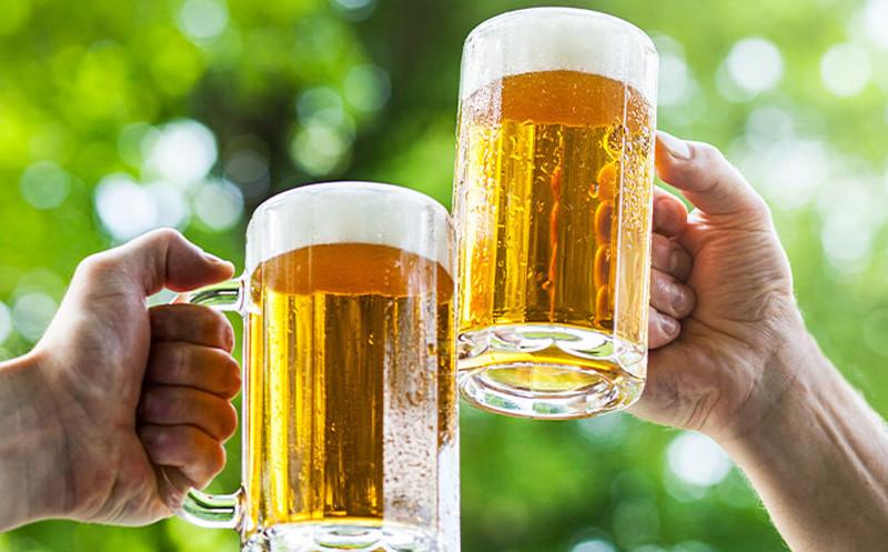 Tác dụng, tác hại của bia và số cốc nên uống mỗi ngày