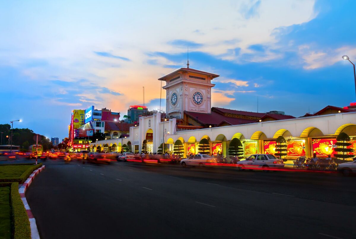 Top 9 khu chợ đêm nổi tiếng nhất ở TPHCM - Du lịch Thành phố Hồ Chí Minh - Sống động từng trải nghiệm!
