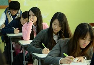 10 điều kỳ lạ về giáo dục Hàn Quốc