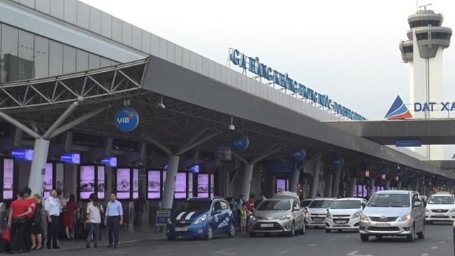 Sân bay Tân Sơn Nhất nằm ở quận mấy?